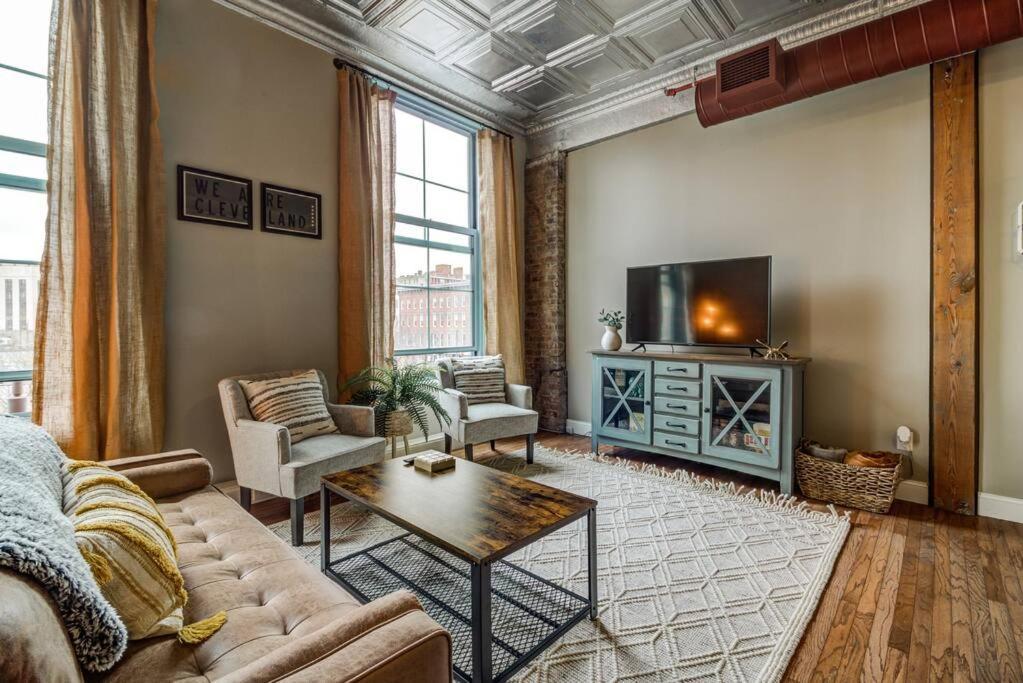 Good Vibes Loft - Dt Cle Walk To All The Stadiums 克里夫兰 外观 照片